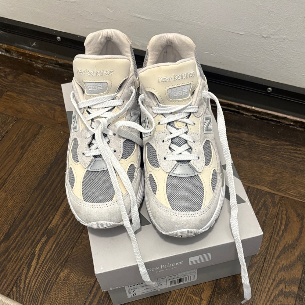 New Balance 992 Sneakers in Light Gray and Cream